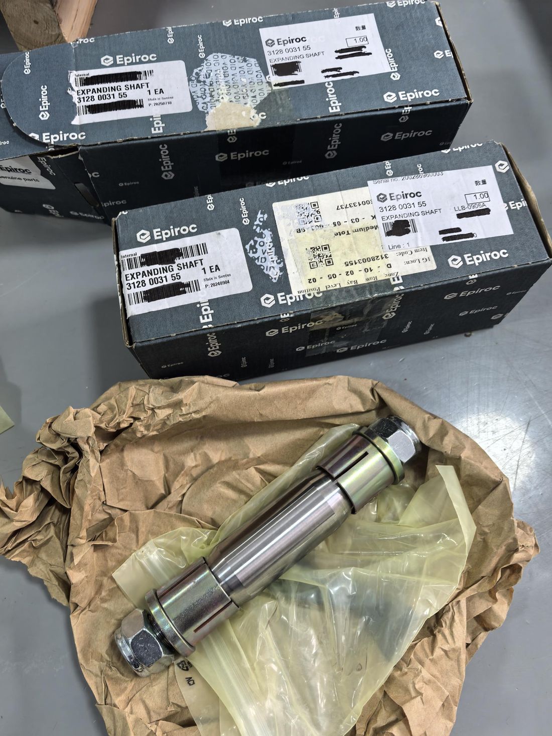 Genuine Epiroc expanding shaft 3128 0031 55 with original boxes