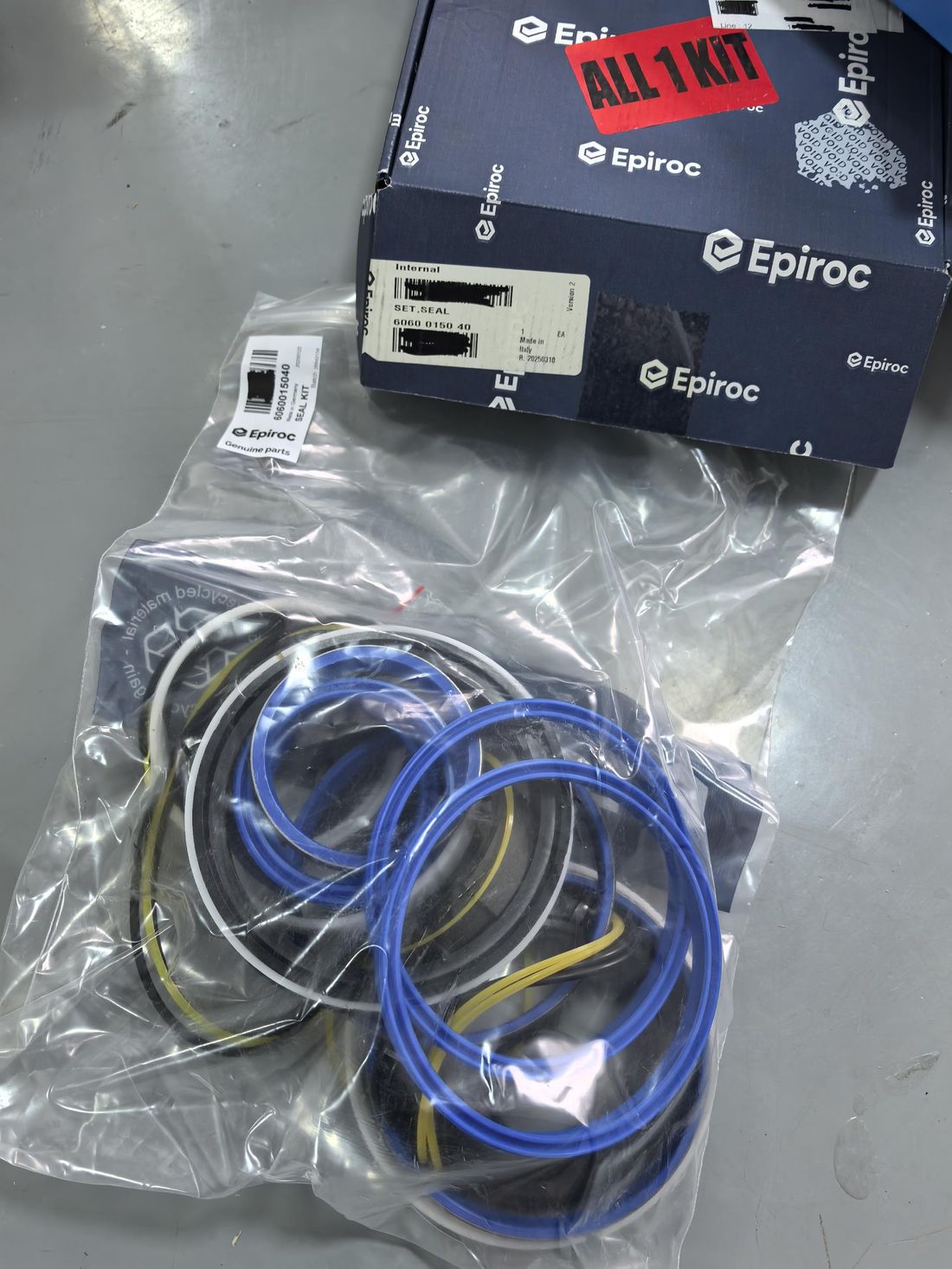 Genuine Epiroc cylinder seal kit 6060 0150 40 with original box